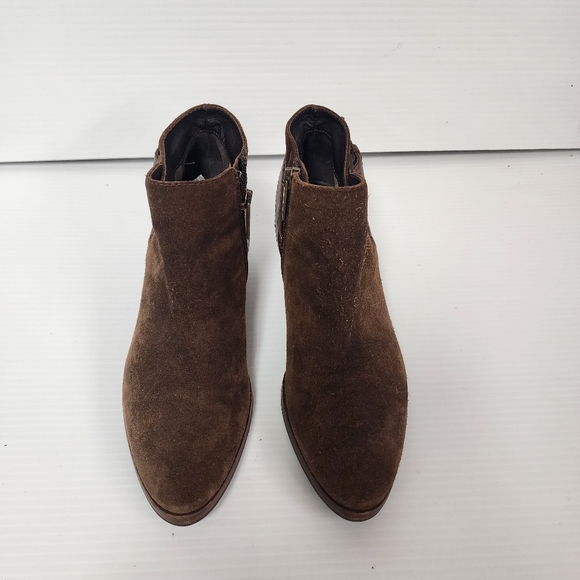 Aquatalia Women's Brown Suede Ankle Boot With Side Buckle Size 6.5 - Picture 3 of 12